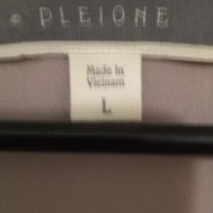 Pleione Mauve Taupe V-Neck Top